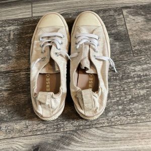 Slip on converse! Cute design! Only wore once!